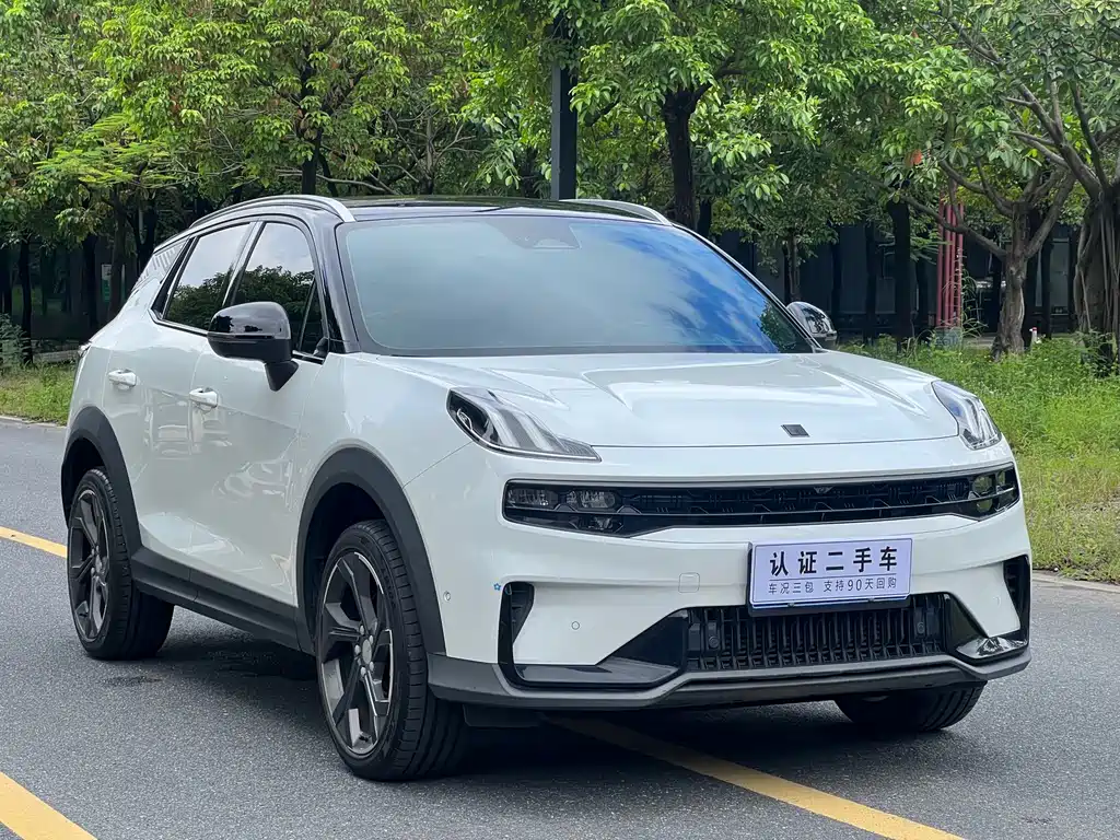 Lynk & Co 06 — миниатюра 3