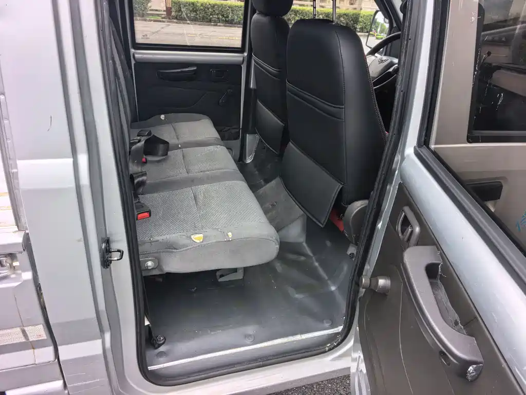 Wuling Rongguang Mini Truck — миниатюра 9