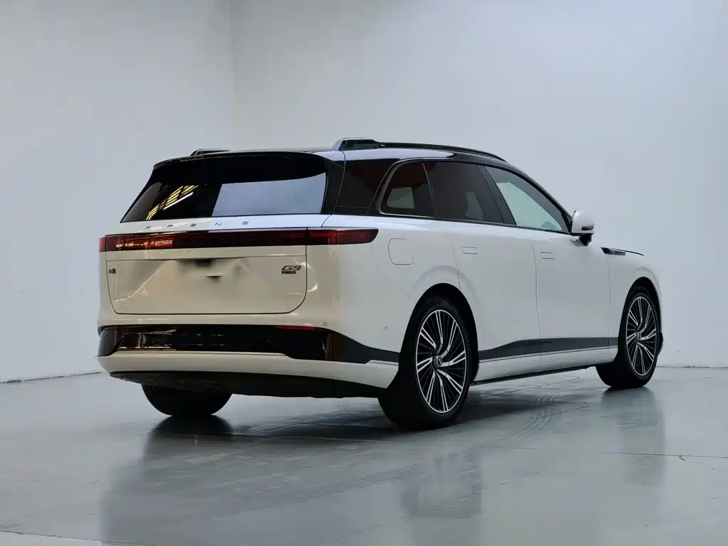 XPeng G9 — миниатюра 10