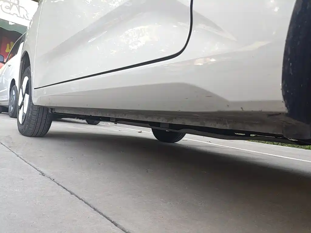 Wuling MINIEV — миниатюра 18