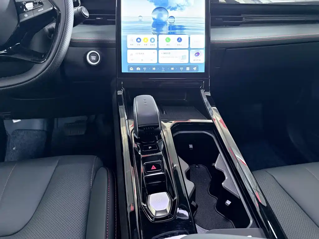 Geely Boyue - фото 16