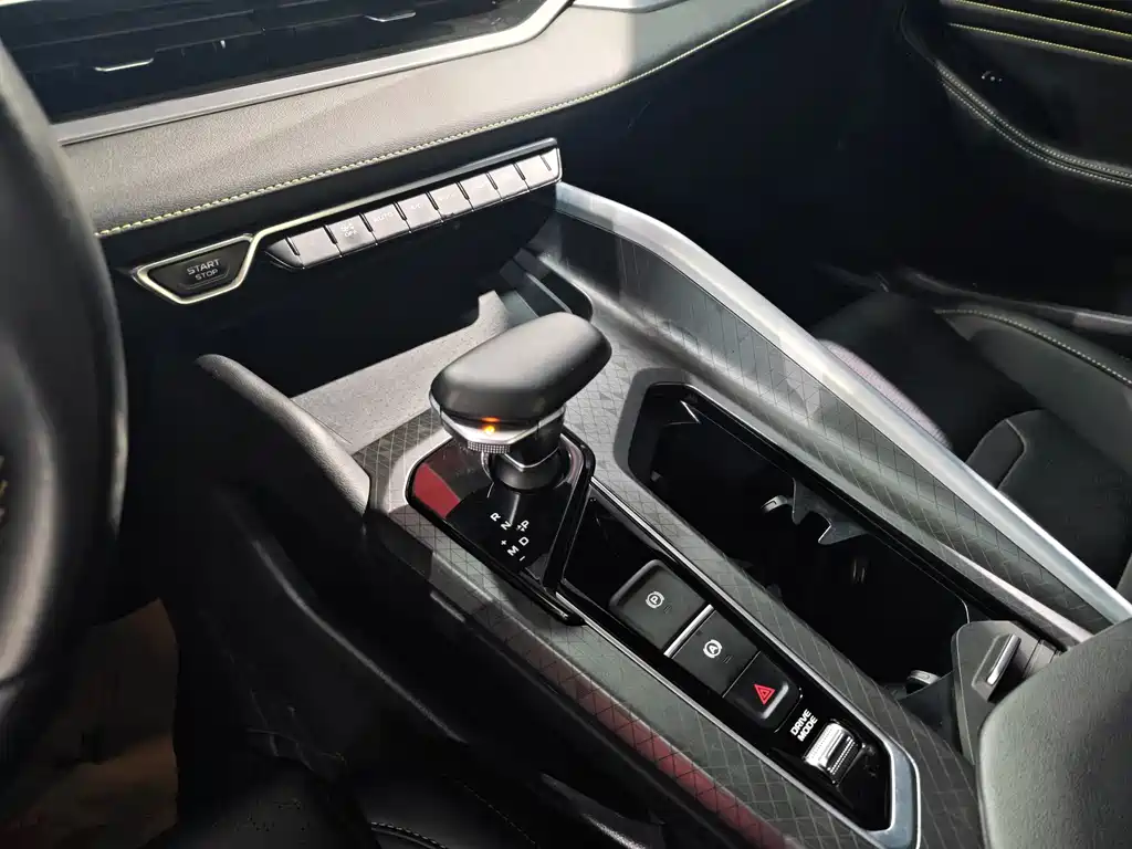 Geely Xingrui — миниатюра 6