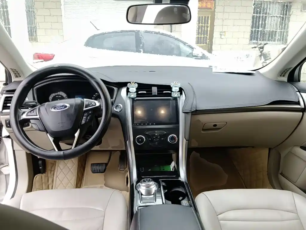 Ford Mondeo — миниатюра 10