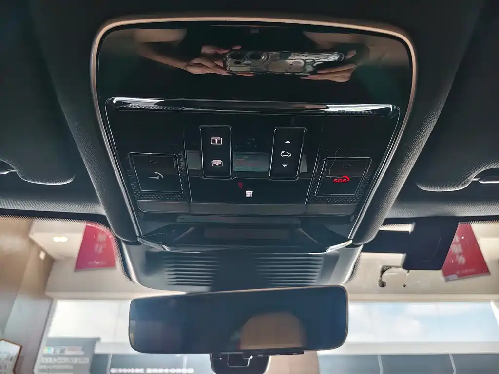 Land Rover Sport — миниатюра 13