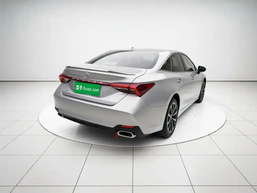 Toyota Avalon — миниатюра 6