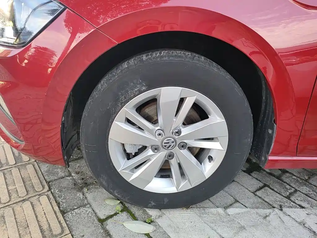 Volkswagen Polo — миниатюра 23
