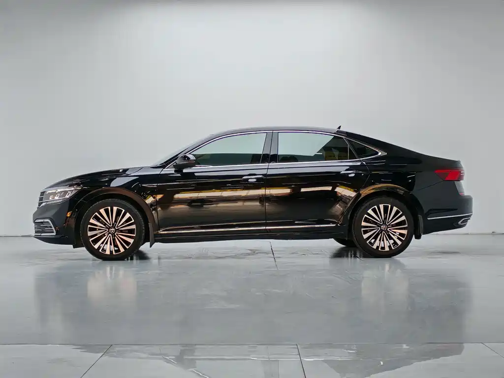Volkswagen Passat — миниатюра 6