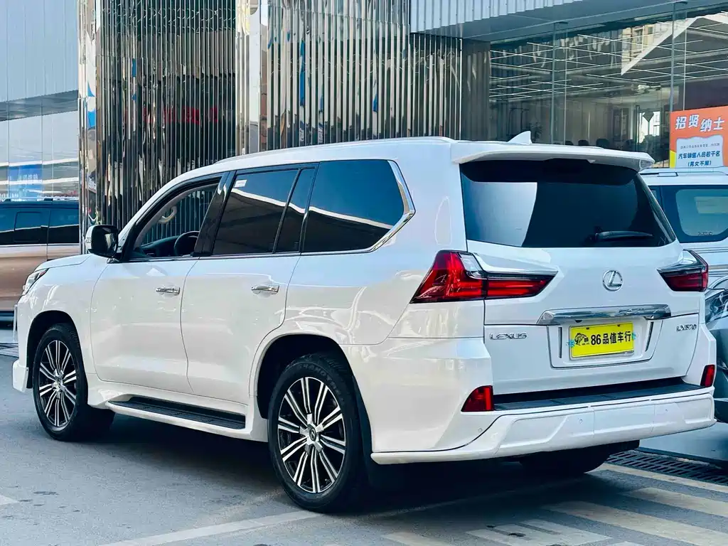 Lexus LX 2019 570 Luxury