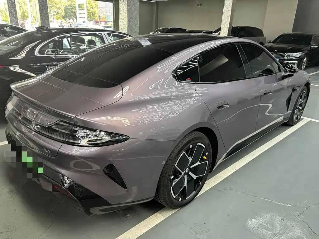 XIAOMI CAR XIAOMI SU7