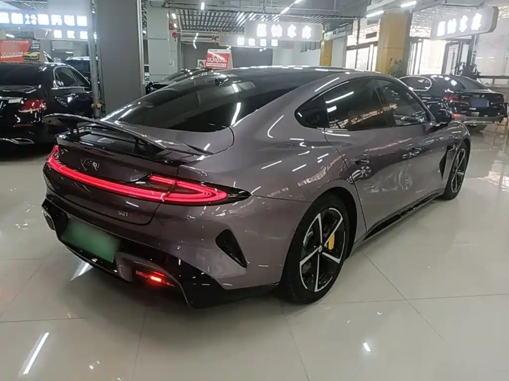Xiaomi SU7 — миниатюра 7