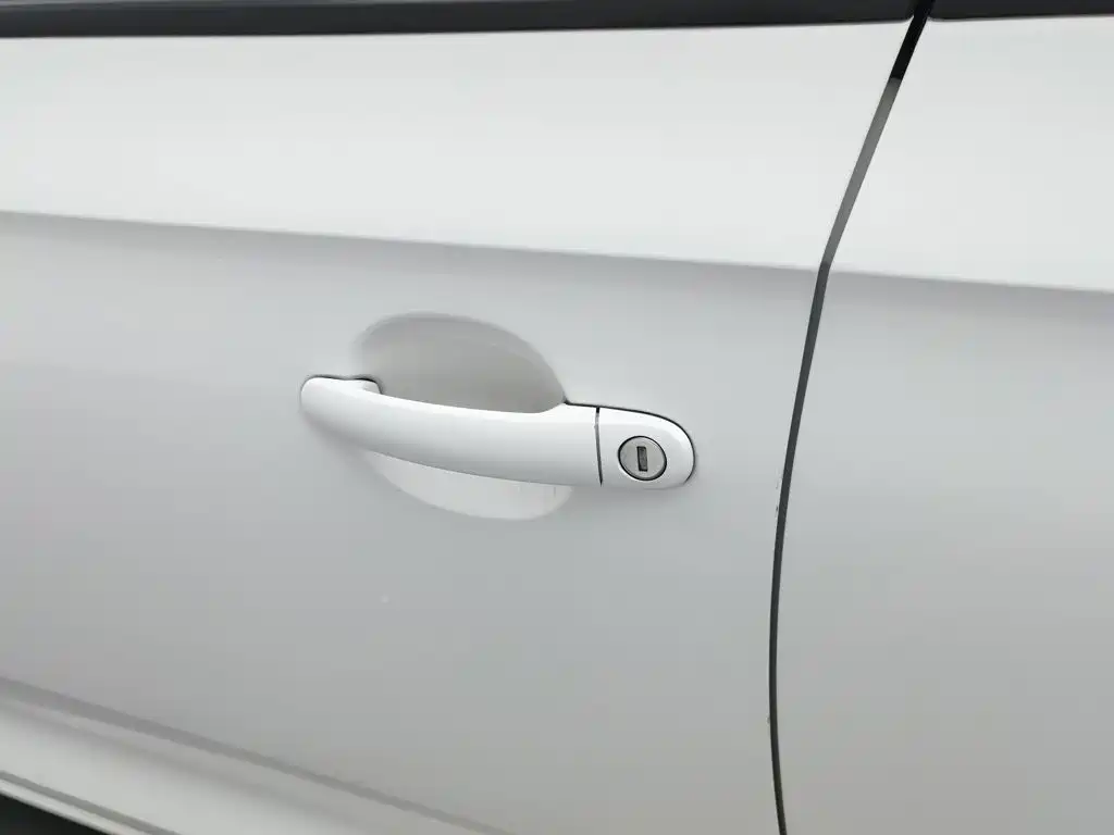 Volkswagen Santana — миниатюра 18