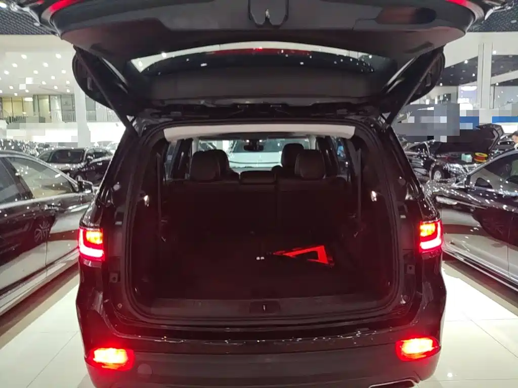 Jeep Grand Commander — миниатюра 19