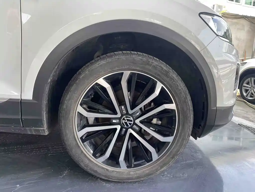 Volkswagen T-Roc — миниатюра 27