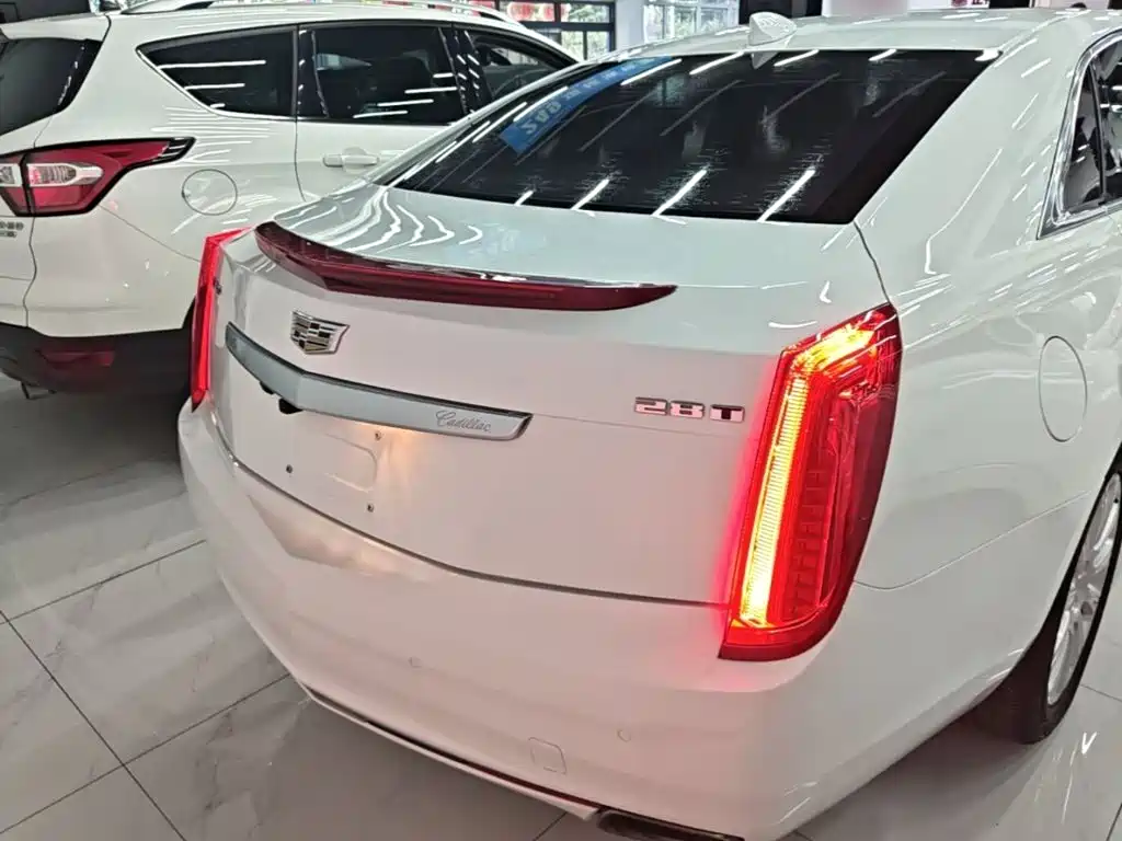 Cadillac XTS — миниатюра 6