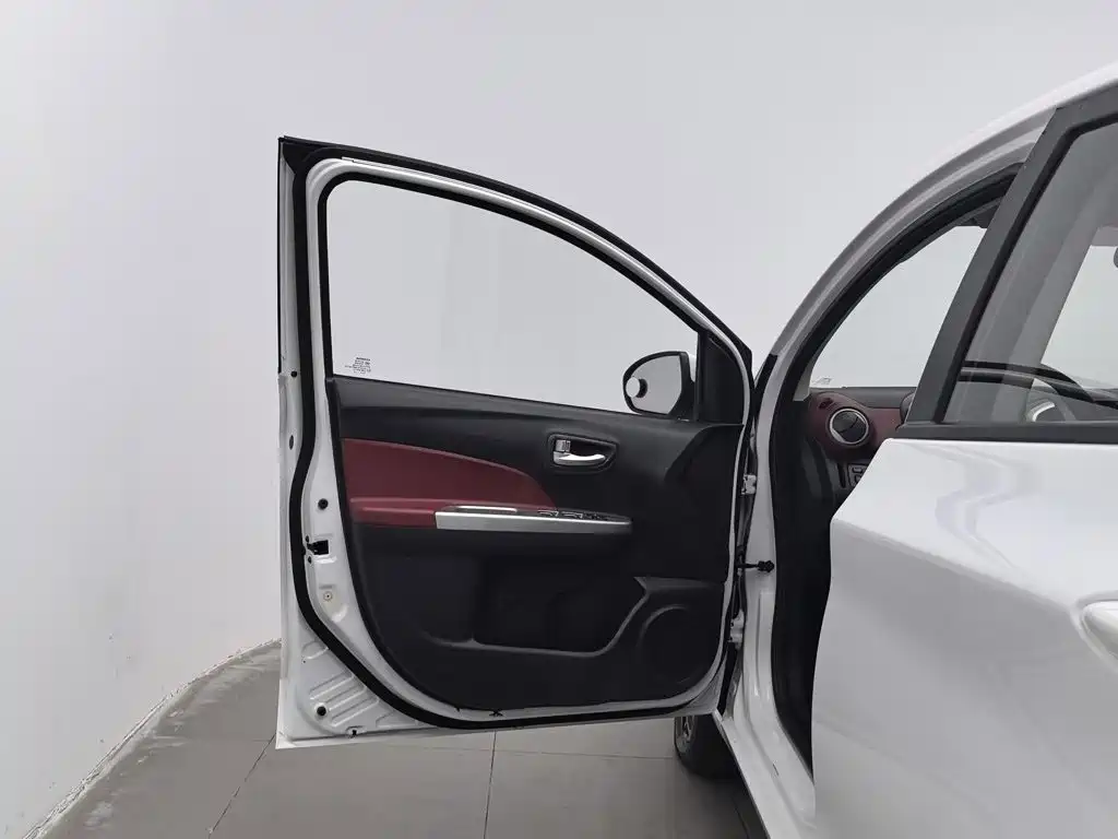 Changan BenBen — миниатюра 8