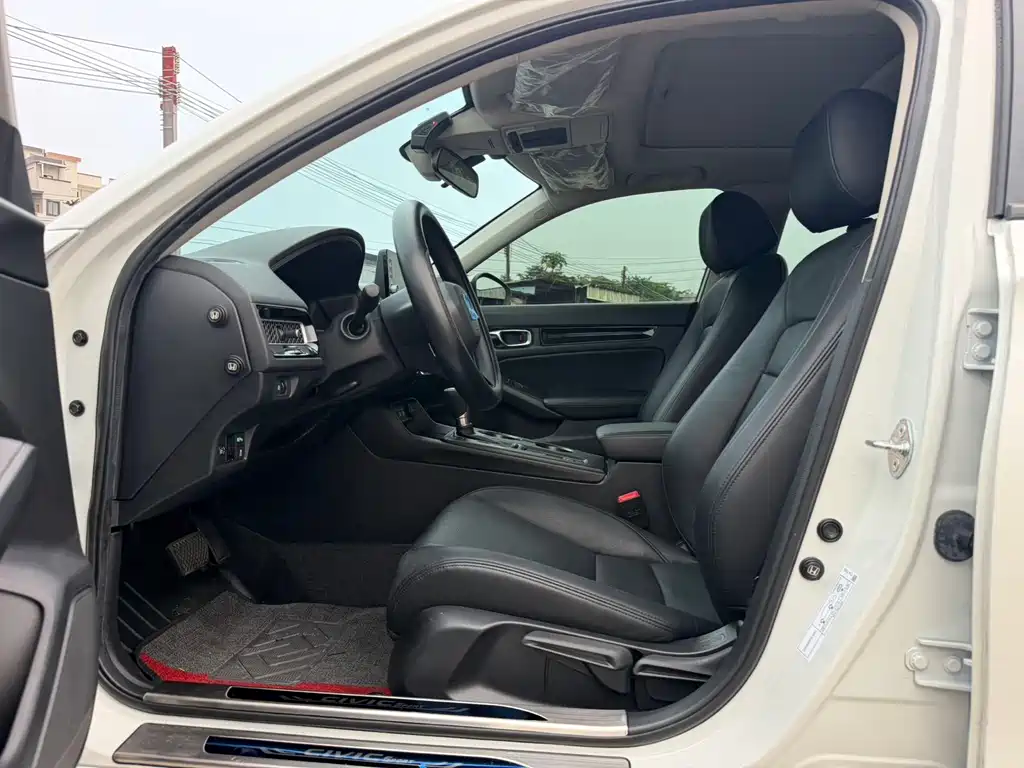 Honda Civic — миниатюра 4