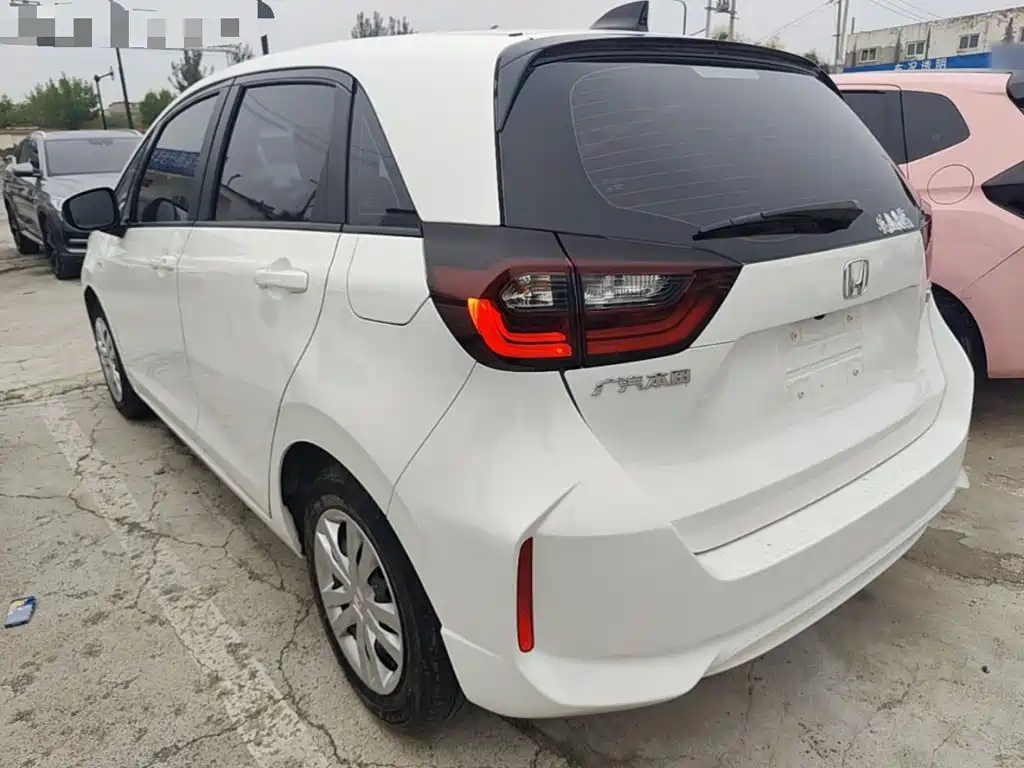 Honda Fit — миниатюра 5