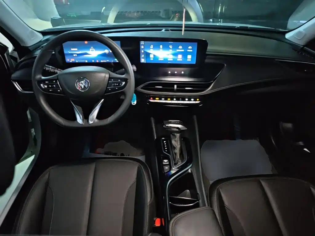 Buick Verano — миниатюра 10
