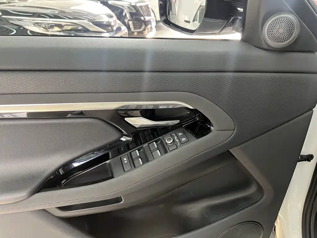 LAND ROVER RANGE ROVER AURORA