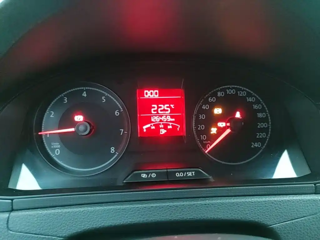 Volkswagen Santana — миниатюра 12