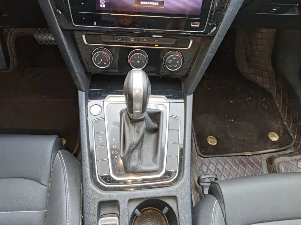Volkswagen Magotan — миниатюра 14