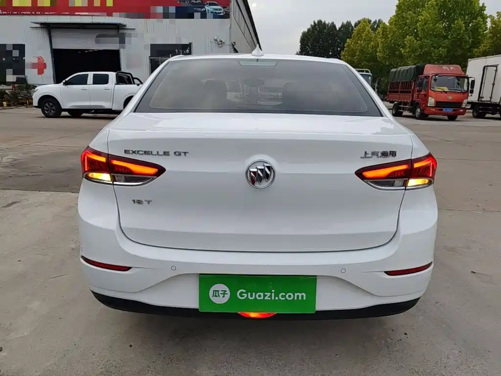 Buick Excelle — миниатюра 6