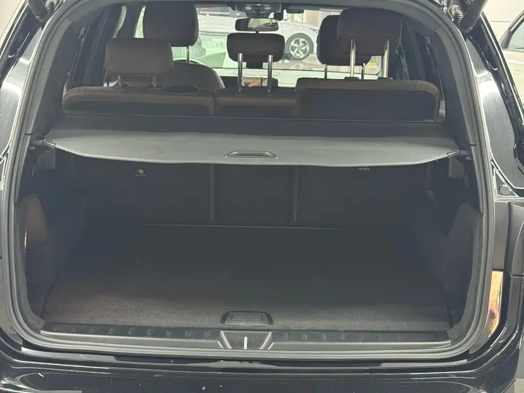 Mercedes-Benz GLB — миниатюра 13