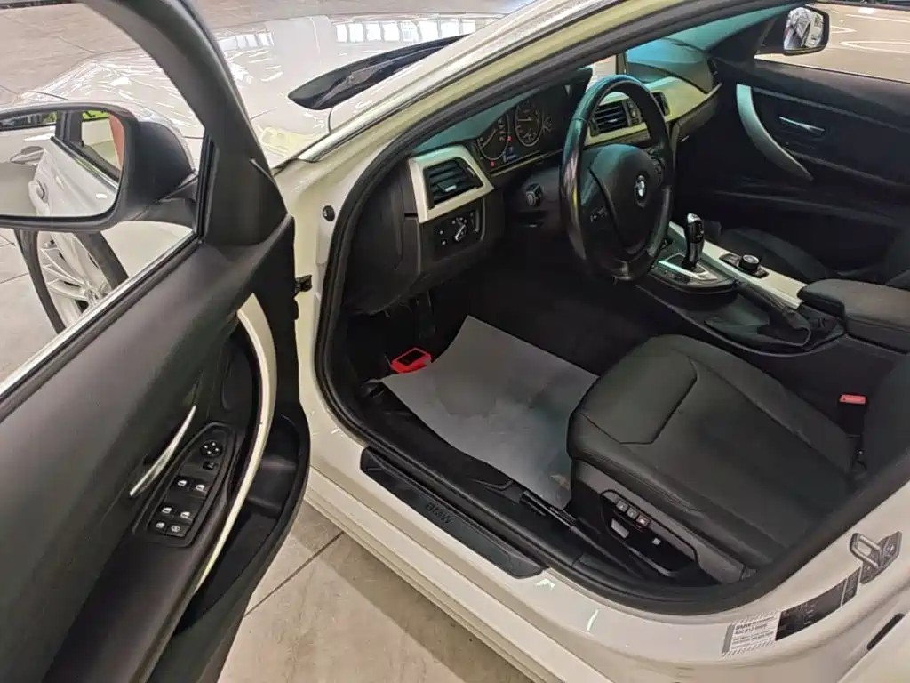 BMW 3 Series — миниатюра 16