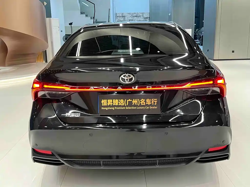 Toyota Avalon — миниатюра 5
