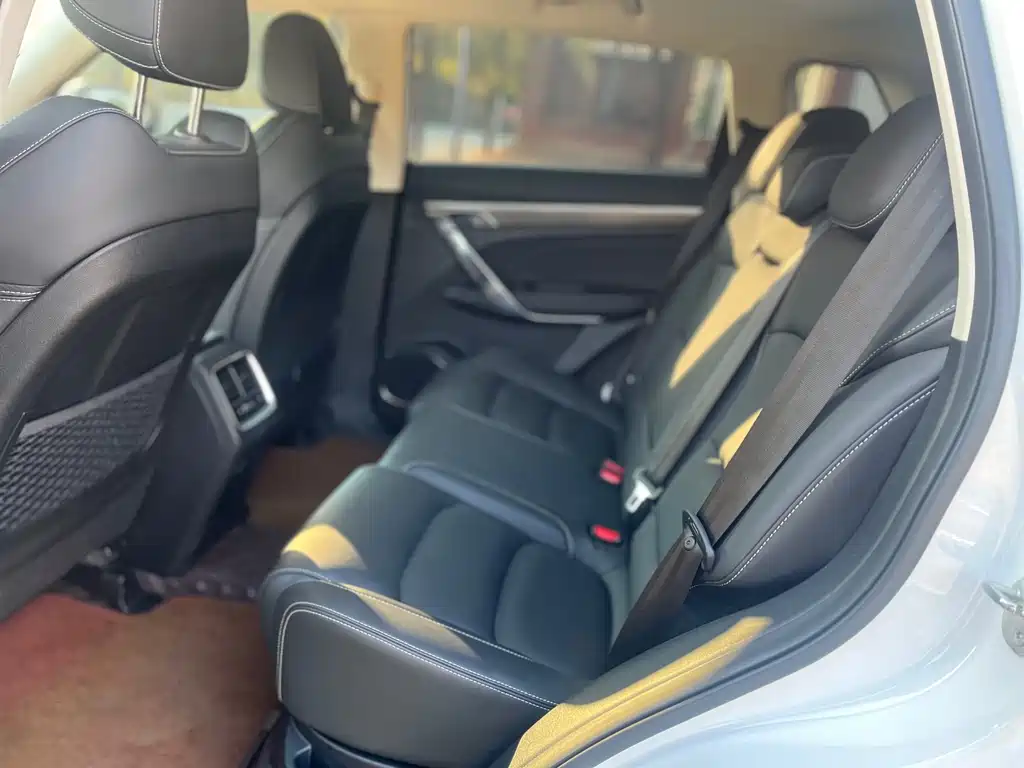 GEELY AUTOMOBILE BOYUE