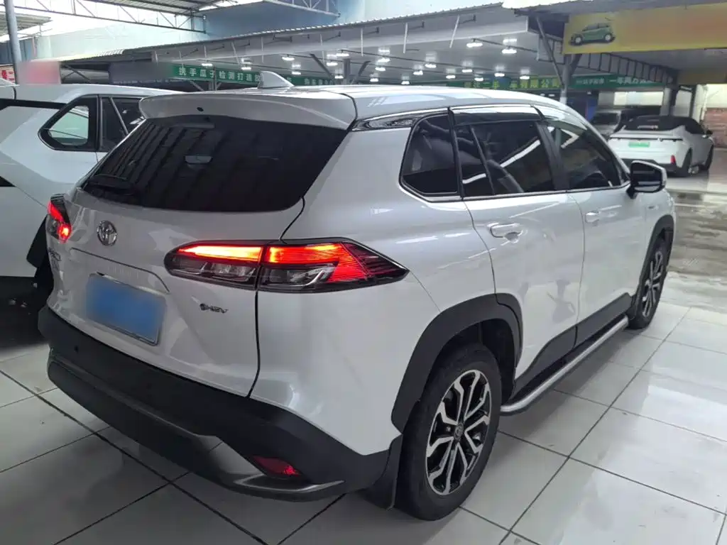 Toyota Frontlander — миниатюра 7