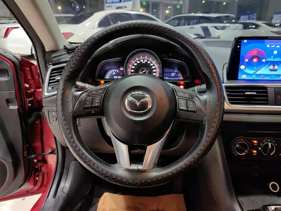 MAZDA 3 ANGKESAILA