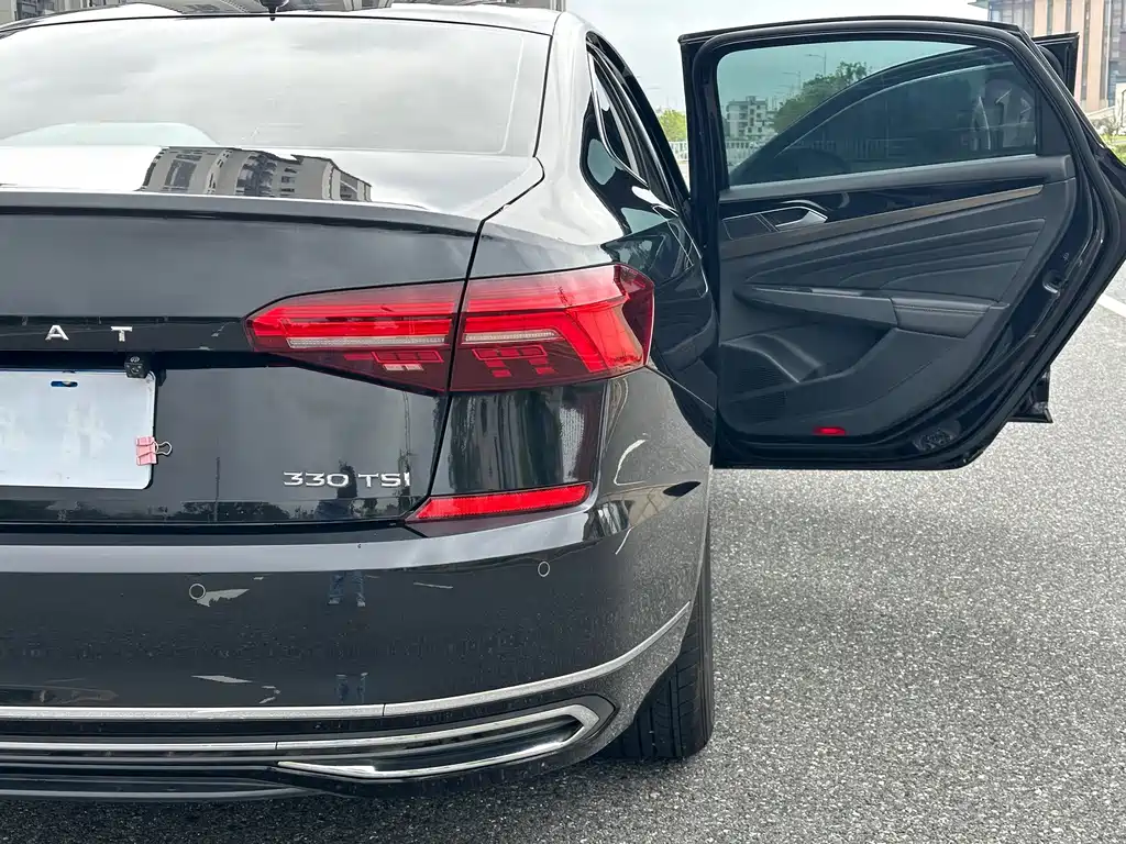 Volkswagen Passat — миниатюра 17