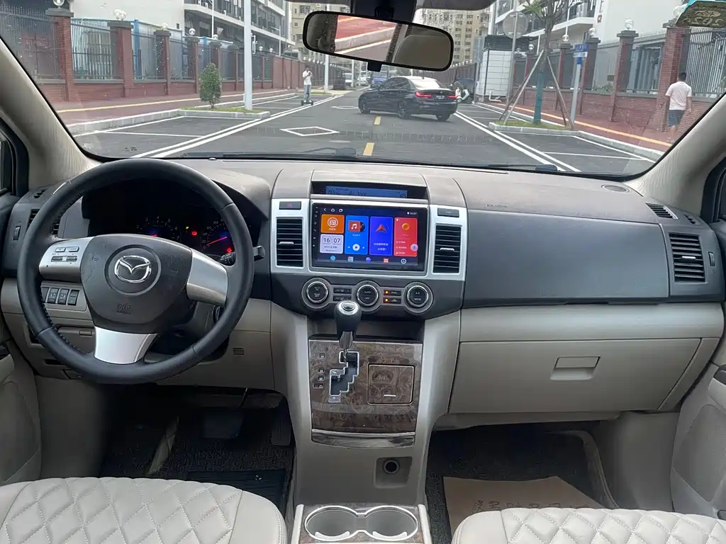Mazda 8 — миниатюра 18