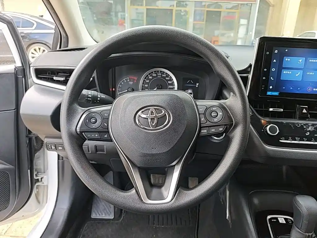 Toyota Corolla — миниатюра 11