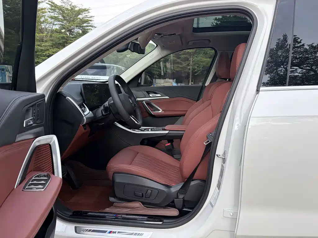 BMW X1 — миниатюра 10