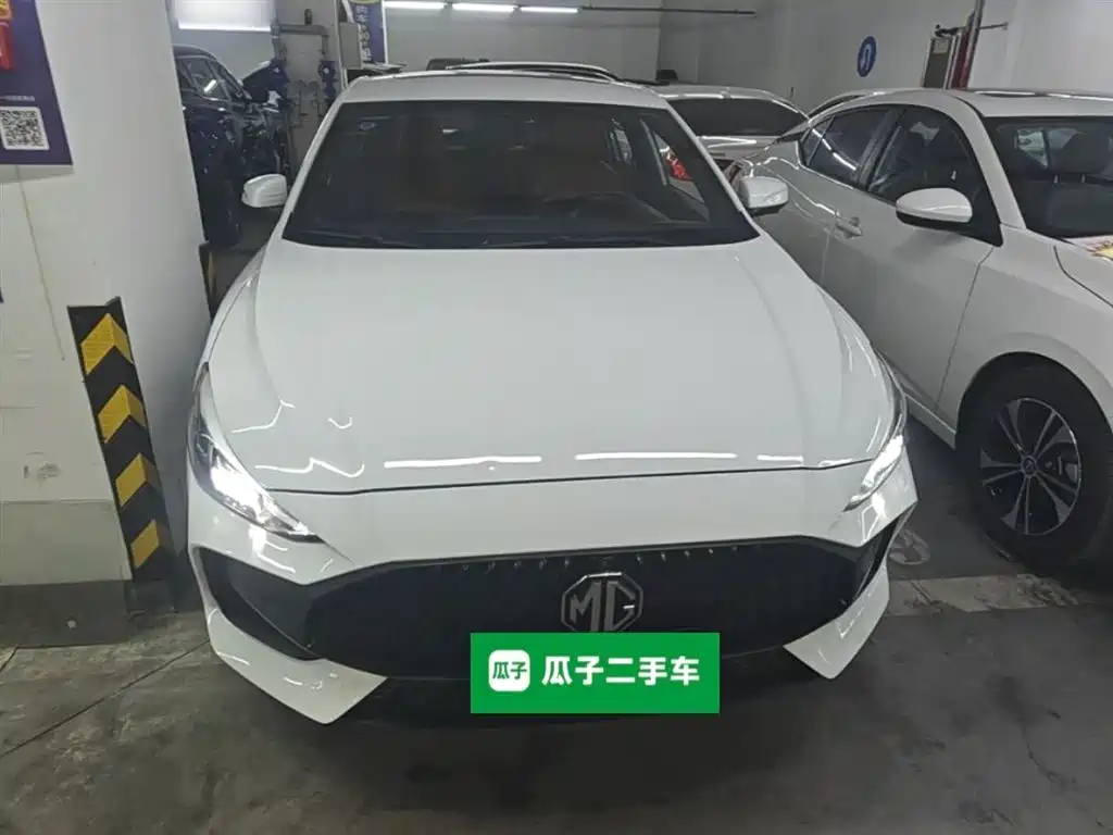 MG 5 2022 180DVVT CVT Luxury