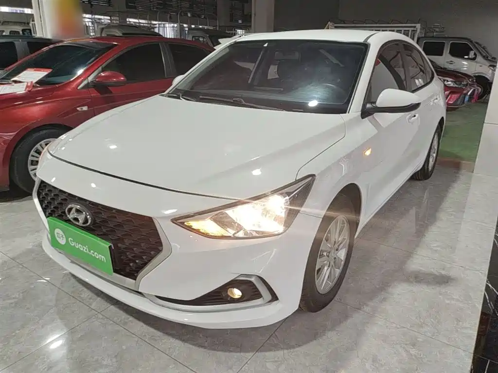 Hyundai Elantra 2020