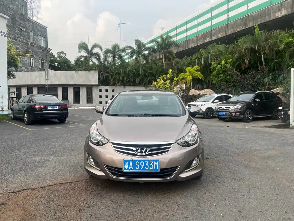 Hyundai Elantra Langdong — миниатюра 2