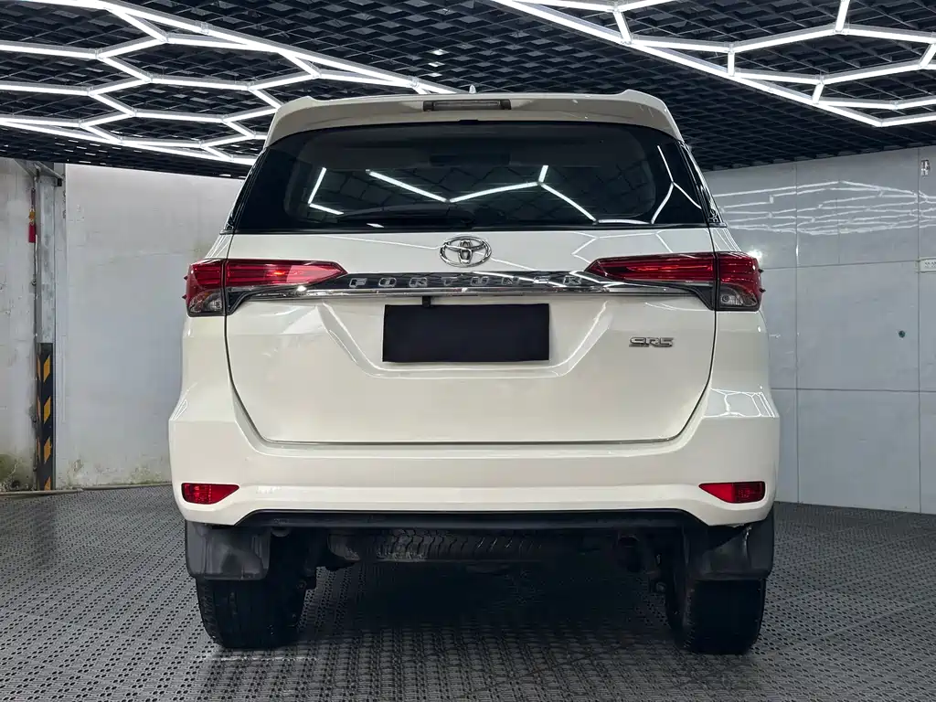 Toyota Fortuner 2017 2.7L