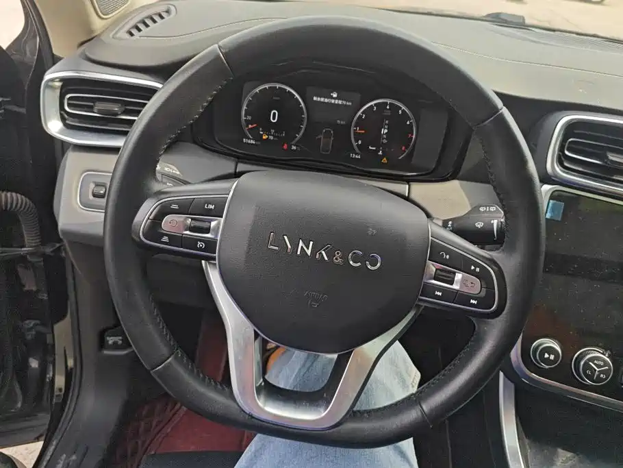 Lynk & Co 01 — миниатюра 15