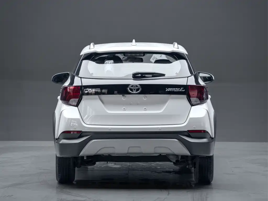 Toyota Yaris L — миниатюра 11