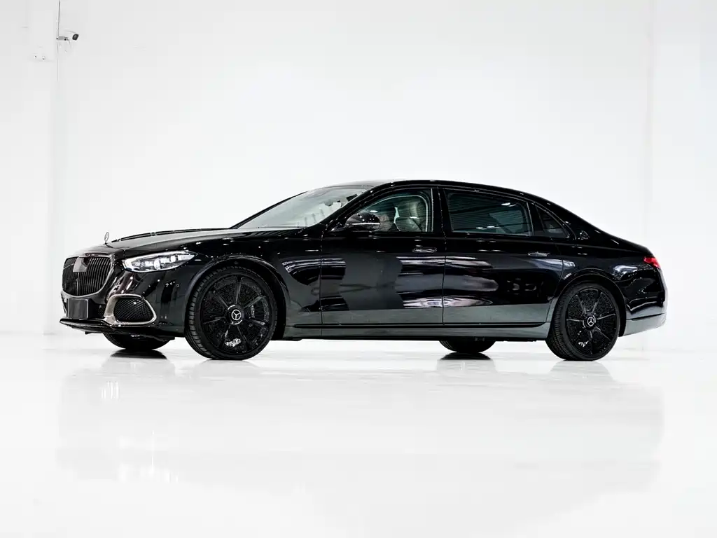 Mercedes-Benz S-Class 2025