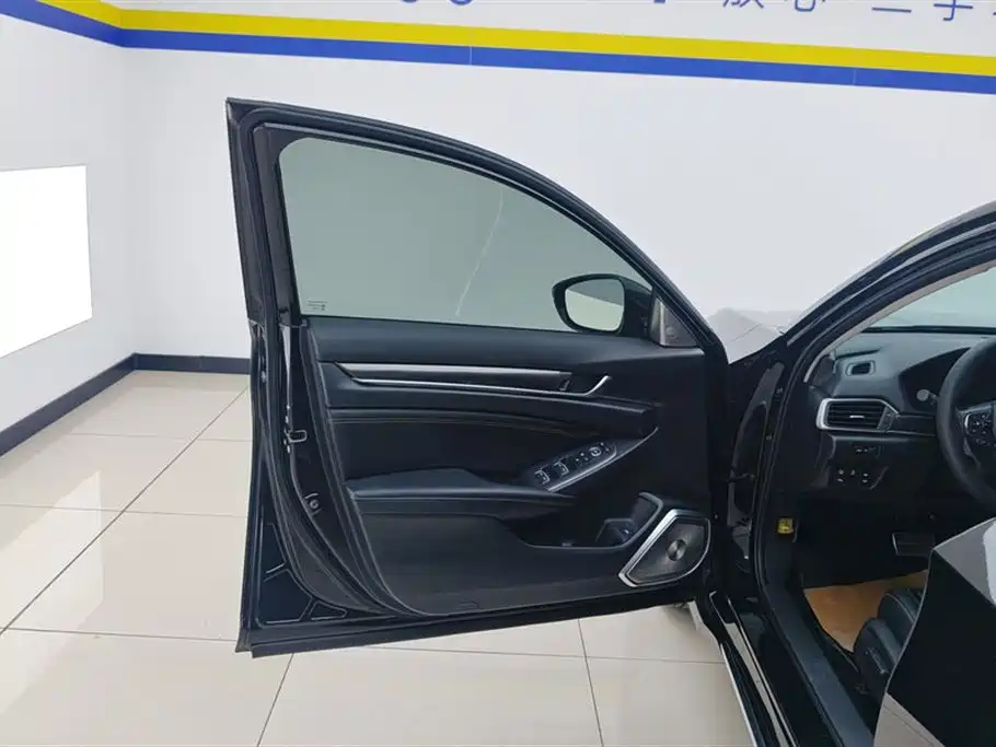 Honda Accord 2022 260TURBO Luxury