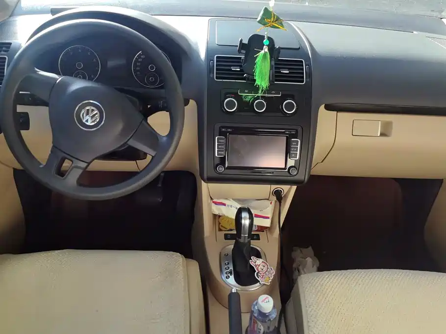 Volkswagen Touran — миниатюра 12