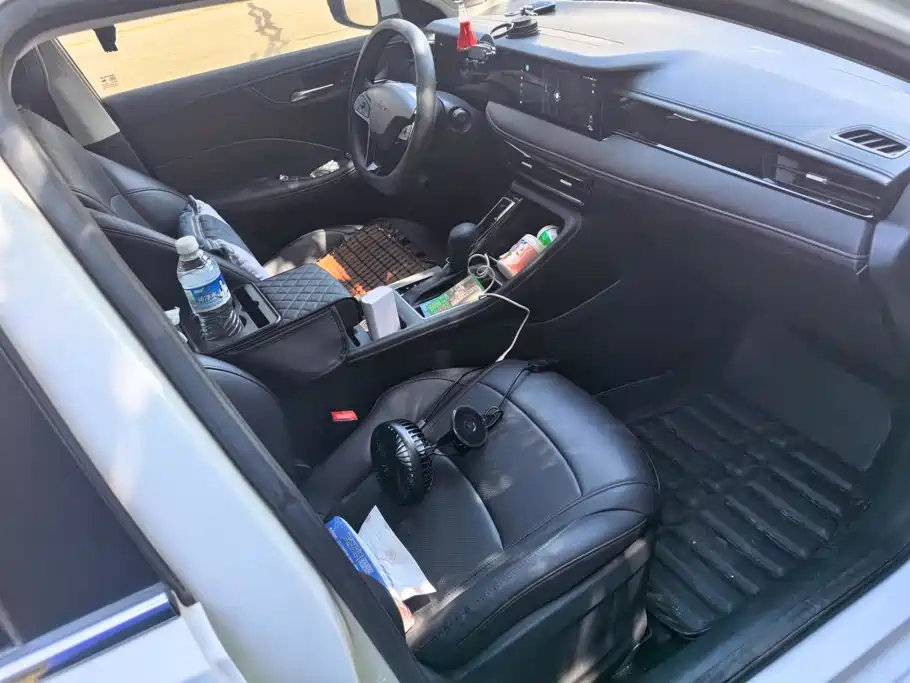 Roewe i5 — миниатюра 8