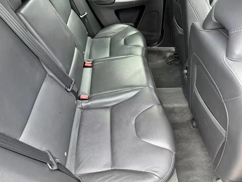 Volvo XC60 — миниатюра 9