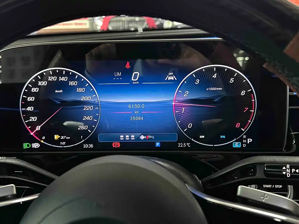 Mercedes-Benz E-Class — миниатюра 6