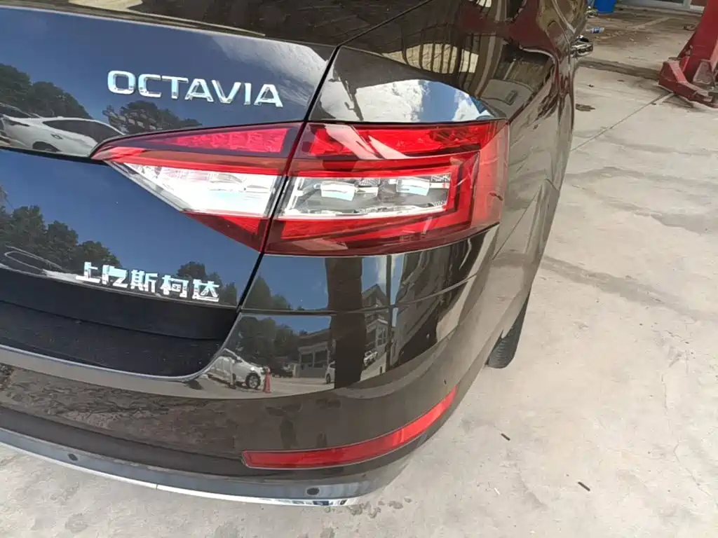 Skoda Octavia — миниатюра 8