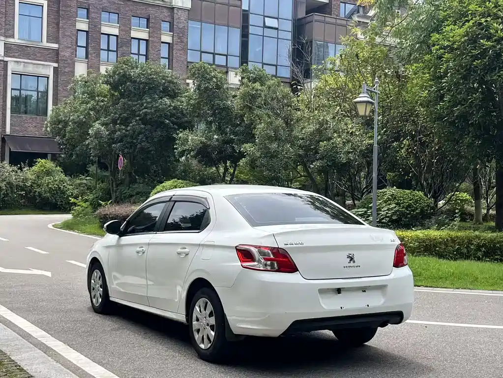 Peugeot 301 — миниатюра 4